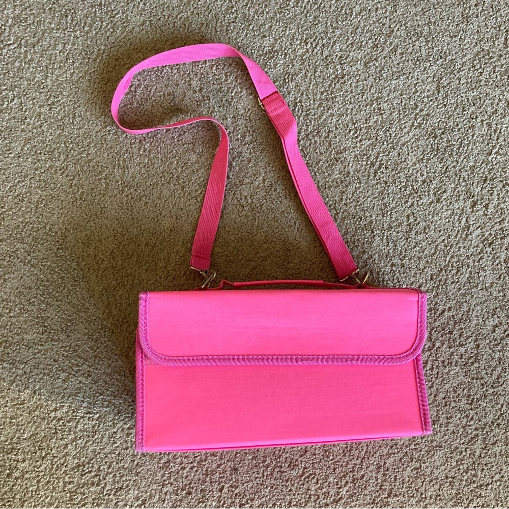 Pen/lipstick Holder Carrying Case